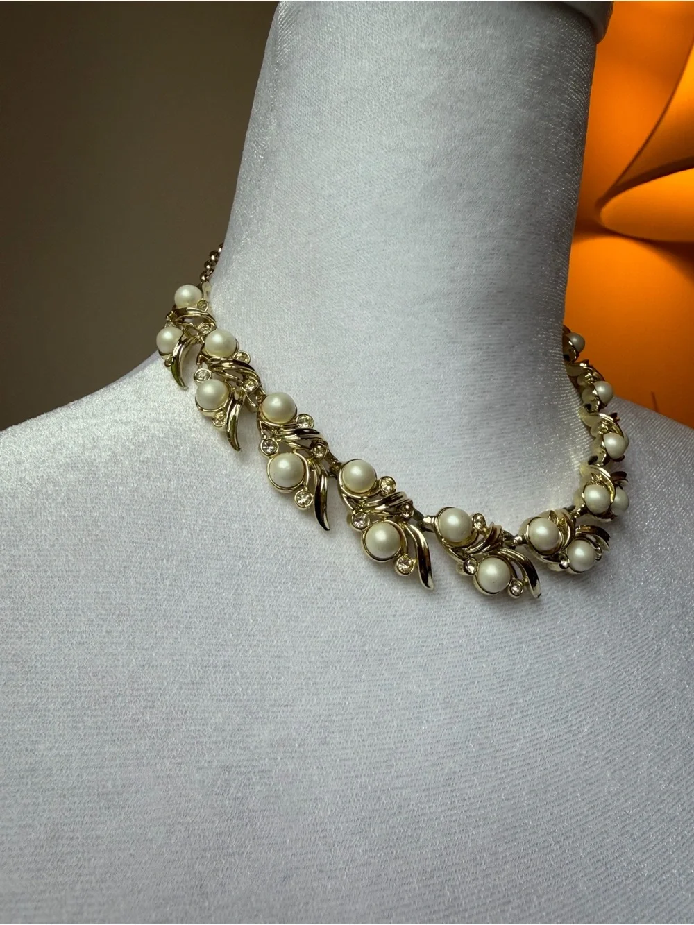 Vintage 60s Saran Coventry “Royal Ballet” Pearl Adjustable Choker - Picture 15 of 15